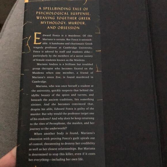 The Maidens Hardcover Suspense Thriller Novel By Alex Michaelides BOTM - Picture 3 of 4